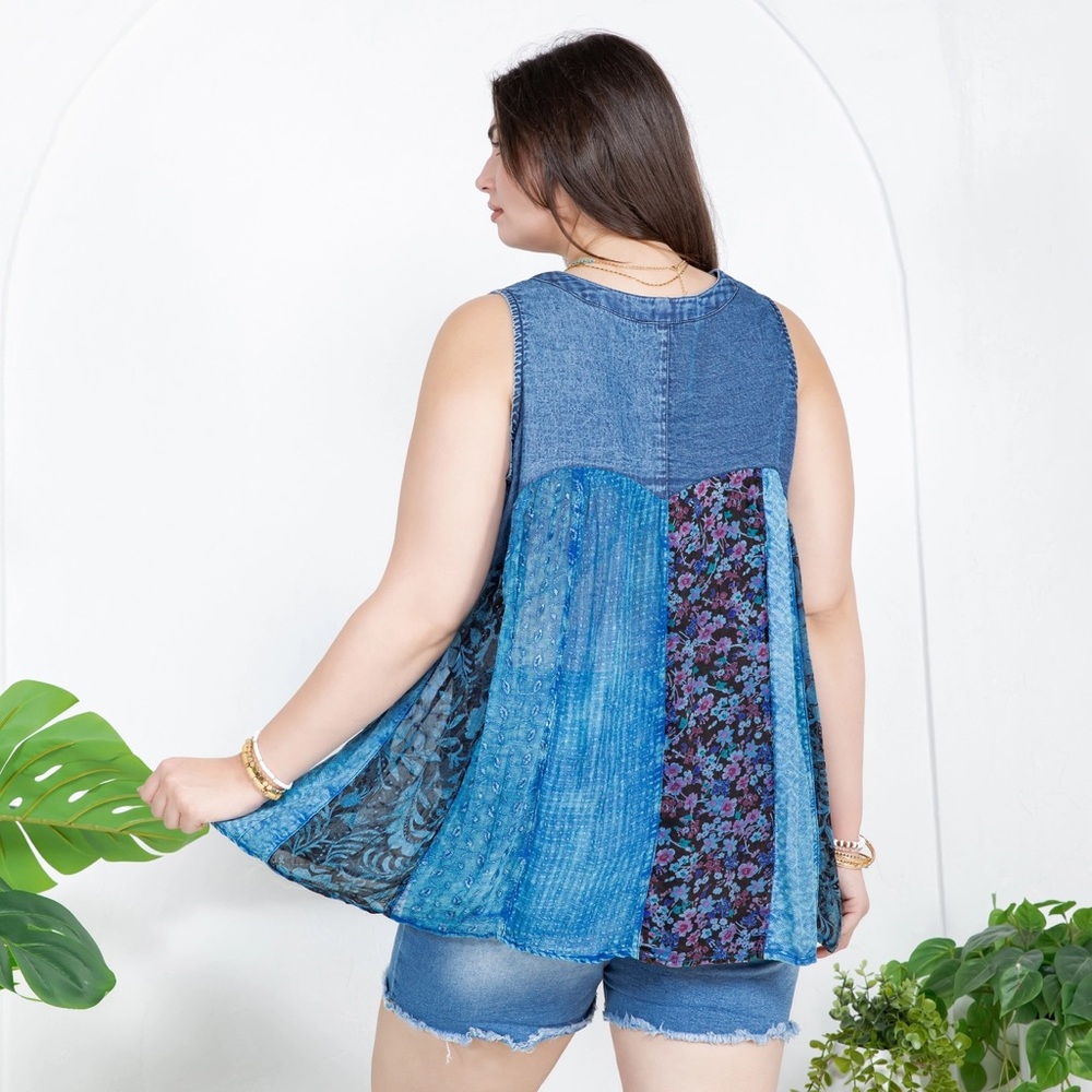 Plus Size V-neck Button Front Top With Patchwork - Picture 5 of 7